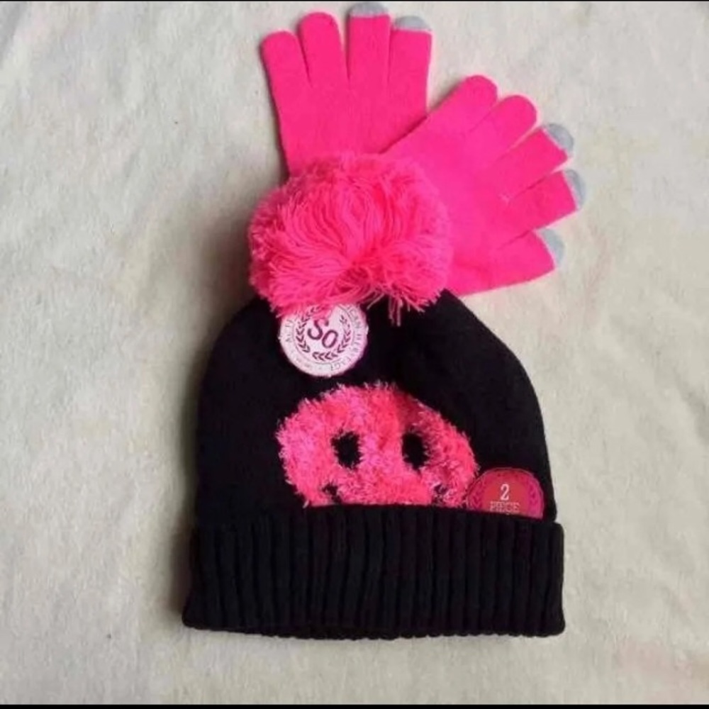SO Girls M/L Beanie and Gloves Mitten Set